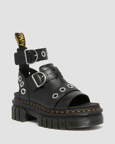 Doc Martens Aesthetic, Mode Shoes, Yellow Heels, Leather Platform Sandals, Goodyear Welt, Nappa Leather, Dr. Martens, Platform Sandals, Shoe Brands