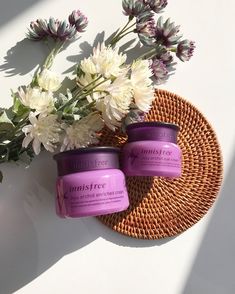 innisfree Jeju Orchid Enriched Cream Review Cream Photography, Skincare Products Photography, Cosmetic Packaging Design, Cosmetic Sets, The Face Shop