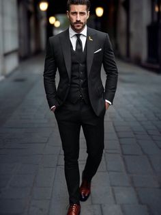 Male Suits Classy, Men Wedding Suits Modern, Outfit Formal Hombre, Men's Suiting, Wedding Suits Men Black, Groom Tuxedo Wedding, Formal Suits Men, Formal Wedding Suit, All Black Suit