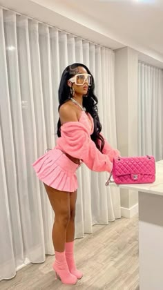 Pink Outfits Black Women Concert, Concert Outfit Black Women Pink, Birthday Outfits Black Women Pink, Pink Friday 2 Outfits, Y2k Birthday Party Theme Outfits, Y2k Outfits Party Theme, Birthday Outfits Black Women Baddie, Barbie Outfits Black Women, All Pink Outfit Black Women