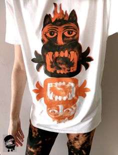 😺  Self-Fish illustrated  T-Shirt screenprinted artwork on White Cotton Gildan ringspun.                         White Tshirt orange and black watercoloured ink.    👉ARMPIT TO ARMPIT  51 cm    👉 LENGTH   77  cm                         Logo printed iside of the shirt 🌻ALL SALES ARE FINAL 🎨   All of my  screenprints are entirely by hand from the initial drawing to the final print. Many layers  and printing techniques are used to make this storytelling tee. This  screenprint tee is based on my Jewelry Artwork, Cat And Fish, Cm Logo, Small Tub, Wearable Art Jewelry, Contemporary Jewelry, Art Jewelry, Printed Tees, Screen Print