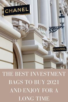 Which are the best investment bags to buy 2021? Lately I have received several requests from followers who asked me which are the most classic luxury models to focus on to enrich your wardrobe in the long term with a great new piece. #gucci #vuitton #hermes #prada #dior #chloé #dior Chloe Faye Bag, Investment Bags, Who Asked, Fendi Peekaboo, Best Investment