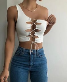 Outing Outfit, Flirty Outfits, Cool Summer Outfits, Club Tops, Beachwear Fashion, Strapless Tops, Teen Fashion, Best Seller, Short Tops