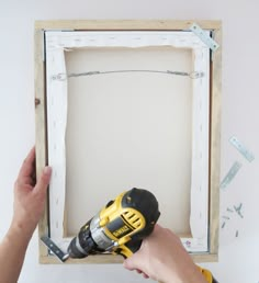 Canvas Prints Diy, Diy Canvas Frame, Decoration Shabby, Diy Wand, Diy Picture, How To Make Diy