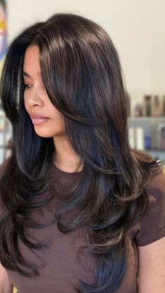 Haircuts With Front Layers, Long Hair With Layers Back View, Butterfly Layers Black Hair, Black Hair Butterfly Haircut, Long Layers Butterfly Cut, Dark Brown Butterfly Cut, Long Layered Haircuts Brunette, Asian Hair Styles Long, Wispy Layers Long Hair