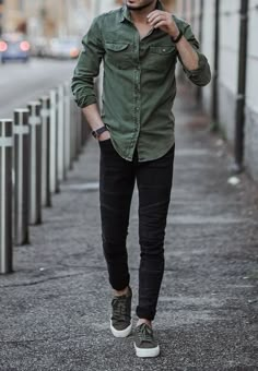 Mens Fall Outfits, Mens Dress Outfits, Mens Smart Casual Outfits, Vans Converse, Dress Suits For Men