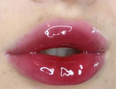 Makeup Ulzzang, Pink Lips Makeup, Glossy Eyes, Glossy Makeup, Smink Inspiration, Beauty Make-up, Lip Art, Beautiful Lips, Editorial Makeup