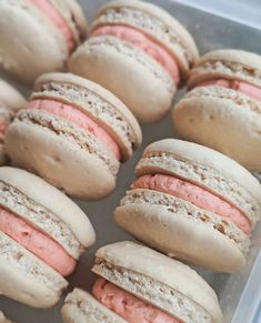 there are many macaroons that are on the tray