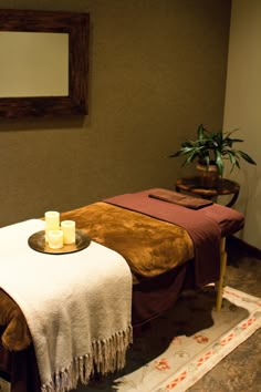 Esthetician room . . . . . So nice! Solo Esthetician Room, Spa Room Ideas Estheticians, Spa Room Ideas, Massage Room Design, Massage Room Decor, Waxing Room, Massage Therapy Rooms, Home Spa Room, Reiki Room