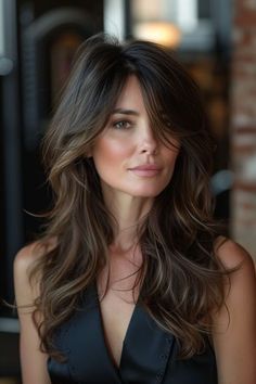 Hairstyles for Special Occasions: Dress Up in Style Hide Widows Peak Women, Winter Brunette, Rambut Brunette, Fall Color, Long Hair Cuts, Brunette Hair, Great Hair