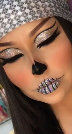 Glitter Halloween Makeup, Catrina Makeup, Beautiful Halloween Makeup, Glitter Bar, Holloween Makeup, Creepy Halloween Makeup, Cute Halloween Makeup, Halloween Makeup Diy, Halloween Beauty