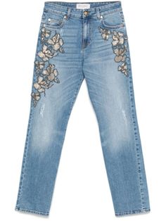 Find ERMANNO FIRENZE Embroidered Denim Jeans on Editorialist. indigo blue stretch-cotton washed denim floral embroidery button fly fastening belt loops classic five pockets distressed finish sequin detailing slim cut croppedThis piece fits true to size. We recommend you get your regular sizeModel is 1,75m / 5ft 8in wearing size 40 (IT) Contour Kit, Mini Tote Bag, Boot Pumps, Embroidered Denim, Embroidered Jeans, Refashion Clothes, Tory Burch Bag, Washed Denim, Indigo Blue