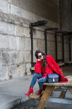 Red Booties Outfit, Red Boots Style, Lookbook Casual, Spring Sweaters, Ripped Jeans Style, Red Ankle Boots, Wendy's Lookbook, Madewell Shirts