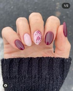 Gelx Apres Nails Short Square, Gel Nails Fall 2024, Short Nail Art Fall, Rounded Nail Designs, Gel Autumn Nails, Pink Fall Nail Ideas, Simple Dip Nails, Burgundy Nails With Design, Dip Nail Art