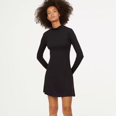 Brand New Casual High Neck Bodycon Dress For Night Out, Casual Stretch Mini Dress With High Neck, Casual High Neck Stretch Mini Dress, Casual Winter Stretch Bodycon Dress, Casual Stretch Bodycon Dress For Winter, Casual Stretch Mini Dress For Date Night, Casual High Neck Bodycon Dress For Fall, Casual Ribbed Stretch Dresses, Casual Stretch Midi Dress With High Neck