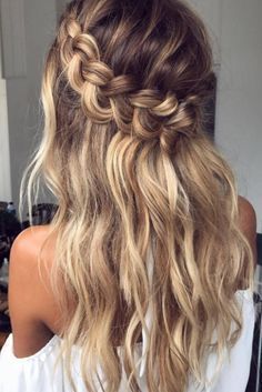 Luxy Hair, Boho Wedding Hair, Braid Hairstyle, Wedding Hair Inspiration, Braided Hairstyles For Wedding, Messy Hair, Party Hairstyles, Loose Hairstyles