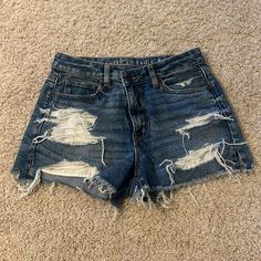 American Eagle Shorts Women’s Size 4. Brand New With Tags. Diy Jeans Ideas, Jeans Ideas, Diy Jeans, Shorts American Eagle, American Eagle Shorts, Jeans Diy, Shorts Women, Jean Shorts, American Eagle Outfitters