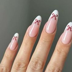 Nails Acrylic Designs Christmas, Cute Acrylic Christmas Nails, Chrismath Nails, Christmas Simple Nail Ideas, Gel Xmas Nails, Cute Gel Christmas Nails, Xmas Bow Nails, Nails Idea Christmas, Cute Subtle Christmas Nails