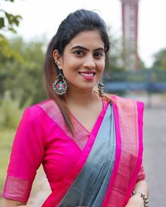 Ikkat Silk Blouse Designs, Kathpadar Saree Blouse Design, Saree Blouse Design, Boat Neck Blouse Design, Cotton Blouse Design, Blouse Designs Catalogue, New Saree Blouse Designs, Traditional Blouse Designs, Blouse Design Images