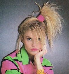 80s Hair And Makeup, 80’s Hair, 80s Hairstyles, 1980s Hair, Hair Pony, 1980s Fashion Trends, Look 80s, 80s Party Outfits, 80s Makeup