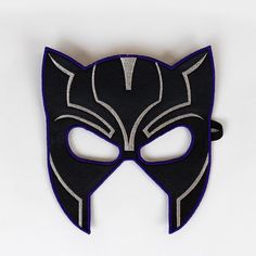 Superhero Eye Mask - Black, Purple and Silver Panther Themed Super Hero Mask for Kids and Adults Black Panther Party Costume, Superhero Mask, Marvel Masks, Cute Halloween Costumes For Teens, Black Panther Superhero, Panther Costume, Superhero Emblems, Red Superhero, Black Panther Costume