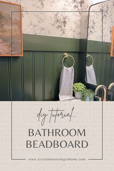 the bathroom is decorated in green and white with floral wallpaper, two towels hanging on hooks