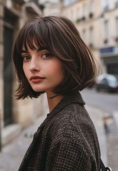 Bob With Bangs For Fine Hair, Short Bob With Bangs For Fine Hair Round Faces, French Bob Square Face, French Bob Without Bangs, Bob Hair With Fringe, French Bob Curtain Bangs, Parisian Bob Round Face, Hairstyles For Bob Haircut, French Bob Haircut With Bangs