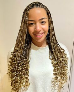 Box Braids With Curled Ends, Knotless Braids With Curly Ends, Knotless Braids With Curls, Curly Tips, Braids With Curly Ends, Braids Blonde, Natural Hair Transitioning, Big Box Braids