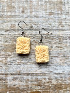 🍜 🍜 🍜 🍜 🍜 🍜 🍜 🍜 🍜 🍜 🍜 Handmade with ramen noodle charms. They measure about 1.75 inches tall. 🍜 🍜 🍜 🍜 🍜 🍜 🍜 🍜 🍜 🍜 🍜 Weird Polymer Clay Earrings, Hannukah Gifts, Ramen Noodles Soup, Silly Earrings, Soup Gifts, Crazy Earrings, Noodles Soup, Collateral Beauty, Earrings Kawaii