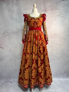 Renaisance Dress, Italian Dress, Old Fashion Dresses, Fantasy Dresses, Period Outfit, Medieval Dress, Fantasy Dress, Historical Dresses