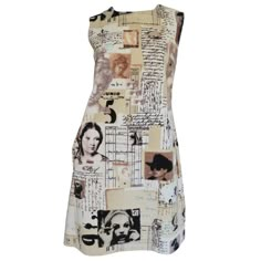 1990s Moschino Screen Stars Print Dress Dress With Words On It, Moschino Vintage 1990s, Photo Screen, Rok Midi, Sandal Tali, Vintage Moschino, Moschino Dress, Archive Fashion, Grunge Look