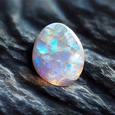 Moon Stone Crystal Aesthetic, Precious Stones Aesthetic, Moon Stone Aesthetic, Selune Aesthetic, Crystal Core Aesthetic, Moonstone Tattoo, Moon Magic Aesthetic