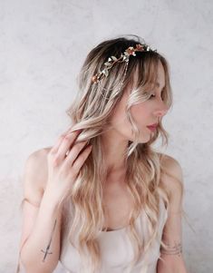 Rose Gold Flower Crown Rose Pip Vine Circlet Whimsical - Etsy Gold Flower Crown, Wedding Circlet, Metal Roses, Wedding Halo, Boho Flower Crown, Wedding Headpieces, Rhinestone Headpiece, Woodland Flowers, Bridal Flower Crown