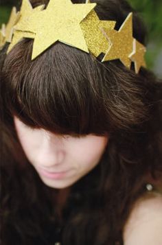 crown Diy Star Costume, Star Headband Diy, Diy Star Crown, Star Headdress Diy, Diy New Years Headband, New Year Craft Ideas, Diy Nye, New Year Craft, Nativity Star