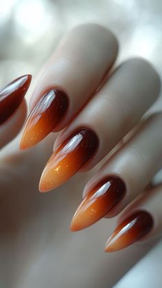 Brown Orange Ombre Nails, Fall Nails Ideas Autumn Burnt Orange, Orange Chrome Tip Nails, Autumn Gradient Nails, Autumn Inspo Nails, Fall Nail Designs Sparkle, Hunter Orange Nails, October Nail Art Designs, Paprika Nails