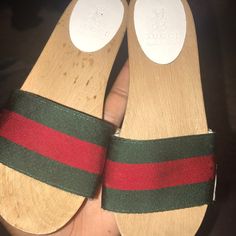 Gucci Clogs. Lightly Worn. Gucci Clogs, Shoes Gucci, Gucci Shoes, Kids Shoes, Clogs, Kids Shop, Slippers, Gucci, Color