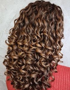 Medium To Long Hair, Long Or Short Hair, Curly Hair Care Routine, Highlights Curly Hair, Curly Haircuts, Colored Curly Hair