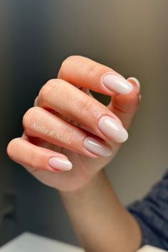 A neutral nail color is never boring! This is elegance in simplicity with Luxio Altitude 🐚

#luxury manicurist #toronto #torontonailtechnician #torontonailsalon #Luxiogel #akzentz #selfcare #nailcare #russianmanicure #efilemanicure #gelnails #nailinspo #nailtrends2024 #nudenails Neutral Nail Color, Neutral Nail, Nail Growth, Nails Only, Nail Strengthener