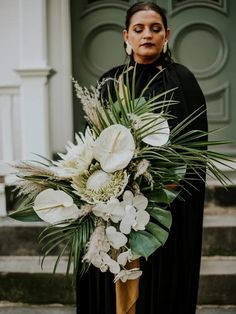 Flower Arrangements With Palm Leaves, White Palm Leaves, Moody Tropical Bouquet, Palm Bridal Bouquet, Wedding Palm Leaves, Oversized Bridal Bouquet, Modern Tropical Bouquet, Modern Botanical Wedding, Monstera Wedding Bouquet