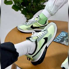 Size: 6 Women's -Brand New With Box. / No Box Top - Same Day Shipping All My Footwear / Apparel Is 100% Authentic. - Firm Price. -Thank You! Casual Green Sneakers With Air Max Cushioning, Black Running Sneakers, Green Nike Shoes, Air Max Pre Day, Box Top, Box Tops, Nike Air Max For Women, Nike Green, Running Sneakers