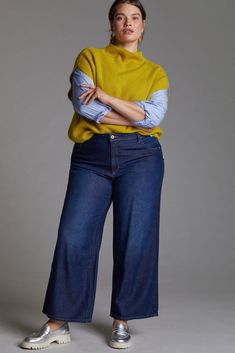 Aug 27, 2022 - If you are looking for a few more plus size pairs of jeans, then you have to check out the newly launched Pilcro denim from Anthropologie! Teaching Wardrobe, Wide Leg Jeans Outfit, Look Jean, Curvy Fashionista, Plus Size Denim, Plus Size Winter, Plus Size Fashion For Women, Mid Size