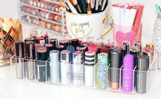 7 Lipstick Organizers to Showcase Your Full Collection Holographic Lips, Best Acne Products, Sheer Shades, Lip Gloss Collection, Beauty Samples, Kissable Lips, Lipstick Collection, Lip Glosses