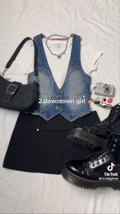 Styling Denim Vest, Blue Jean Vest Outfit, How To Style Corset, Denim Vest Outfit Winter, Black And Denim Outfits, Jean Vest Outfits Fall, Denim Waistcoat Outfit, Aesthic Outfits, Denim Vest Outfits