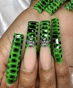 Baddie Birthday Nails Green, Green Acrylic Nails Black Women, Green Snake Nails Acrylic, Black And Green Croc Nails, Crazy Green Nails, Rasta Nails Acrylic, Green Snake Skin Nails, Green Junk Nails, Green Y2k Nails