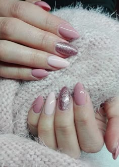 e l o q u e n c e e l i x i r Nail Picking, Unghie Sfumate, Cute Spring Nails, Summer Nails Colors, Spring Nail, Gel Nail Art, Nail Arts