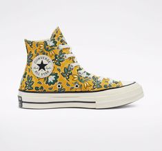 New Converse Chuck Taylor All Star Culture Prints Paisley Gold Sneakers. Men's Size 12 or Women's Size 14. Brand new in box. Chuck 70 Converse, Style Converse, Jack Purcell, Gold Sneakers, Converse Style, New Converse, Converse Chuck 70, Chuck 70, Converse Chuck Taylor All Star