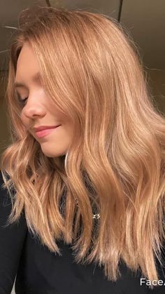 Strawberry Hair Color, Light Strawberry Blonde, Honey Blonde Hair, Strawberry Blonde Hair, Blonde Hair Inspiration