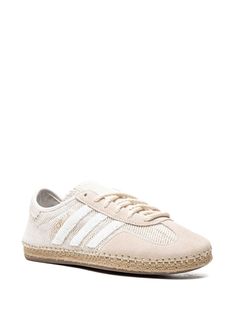 Find ADIDAS X Clot Gazelle Sneakers on Editorialist. ivory white/light beige suede panelling stitched edge embroidered logo to the side hand embroidered glass beaded 3-Stripes logo round toe front lace-up fastening branded insole rubber outsole These styles are supplied by a premium and authenticated sneaker marketplace. Stocking only the most sought-after footwear, they source and curate some of the most hard to find sneakers from around the world. Adidas Shoes Gazelle, Shoes Gazelle, Balenciaga Track, Chic Shoes, Cute Nikes, Everyday Shoes, Swag Shoes