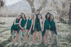 Dance Group Photos, Dance Pose Ideas, Dance Shoot, Dance Pics, Dance Pose, Dance Picture Poses