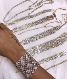 Shine Bright Like A Diamond, Gorgeous Jewelry, Cute Jewelry, Luxury Jewelry, Body Jewelry, Jewelry Box, Silver Bracelet, Jewelry Accessories, Bag Accessories